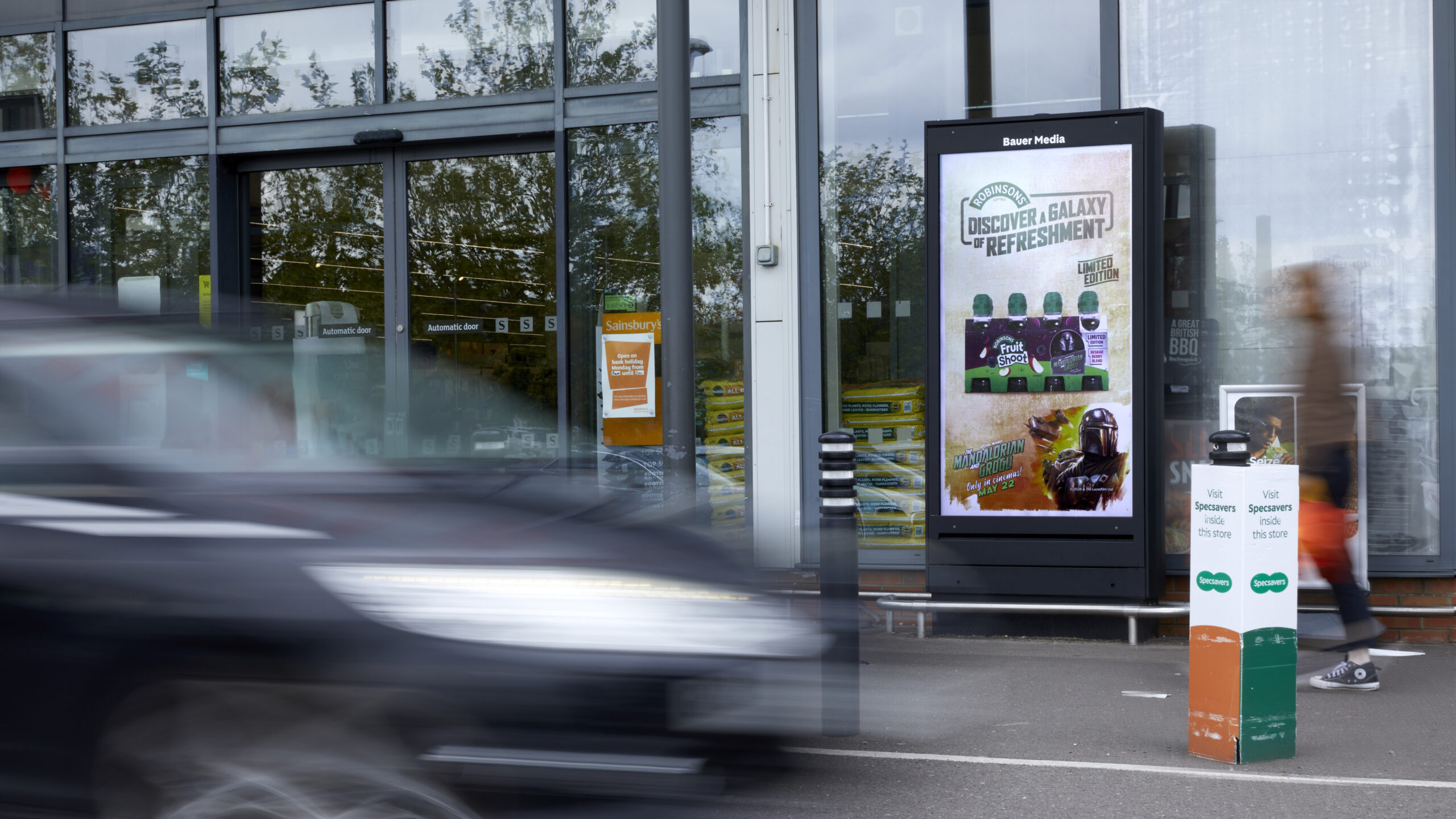 https://tomfearn.com/wp-content/uploads/2026/05/6131_Robinsons_Bauer-Media_D6_Sainsburys-Carpet-Traders-Way-Kidderminster_DY11_May26_©View2Fill-scaled.jpg